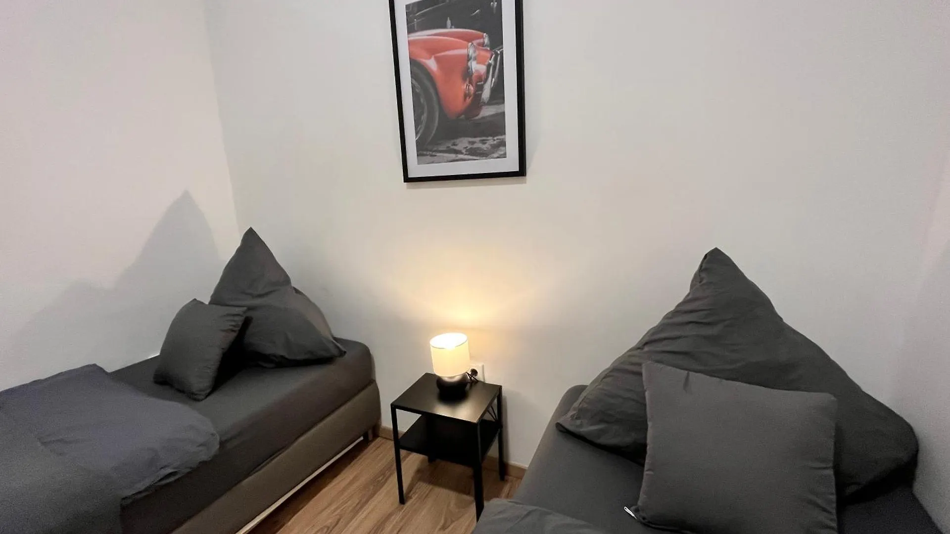 Apartment Central 10B 40Qm Wi-Fi Free Parking Calm Back House Dortmund Germany